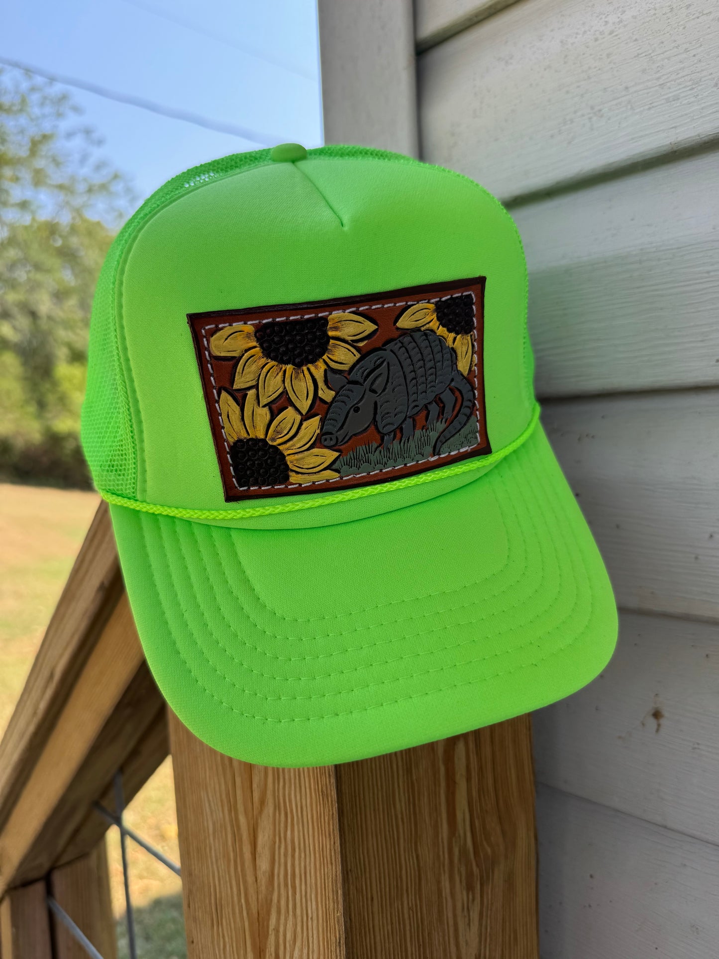 Sunflower & Dillo Trucker