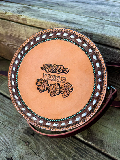 "The Ranchy Paint'" Round Bag